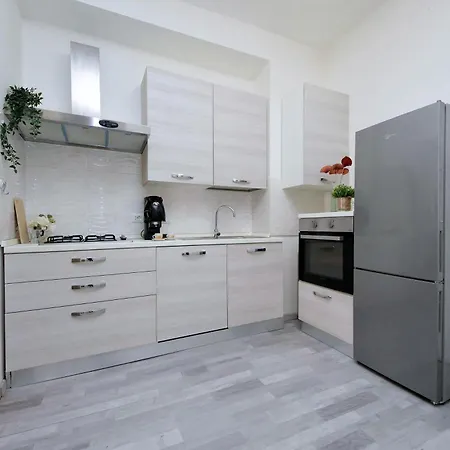 Francesco's Flat By Domus&dimore